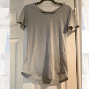 Lululemon shirt sleeve T-shirt